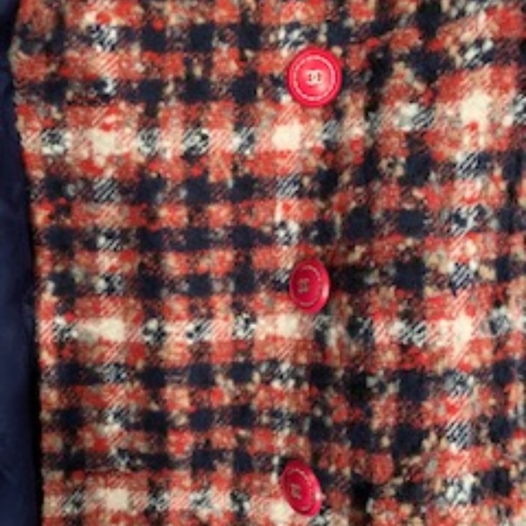 Chanel Coat Tweed Fantasy Red, 100% Authentic Size - Picture 7 of 8
